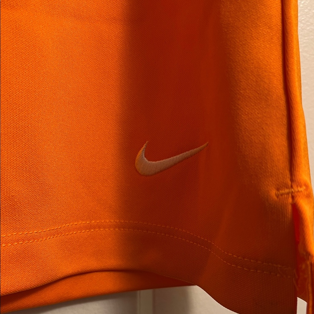 Nike Women's Vibrant Orange Tank Top - Picture 5 of 6